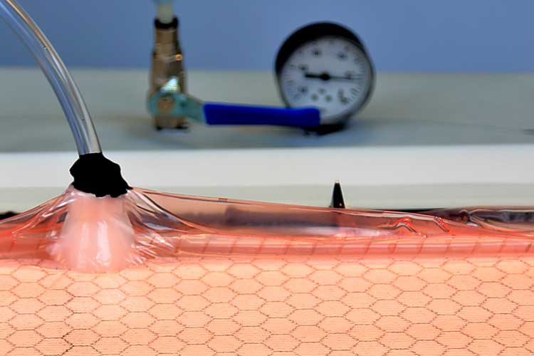 Vacuum infusion and RTM